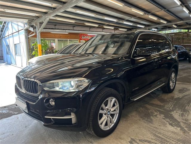 BMW寶馬 X5 XDRIVE30D  第2張相片