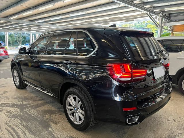 BMW寶馬 X5 XDRIVE30D  第3張相片