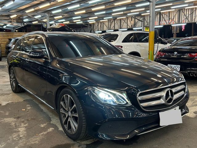 M-BENZ賓士 E200  第2張相片