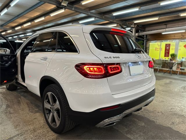 M-BENZ賓士 GLC300  第3張相片