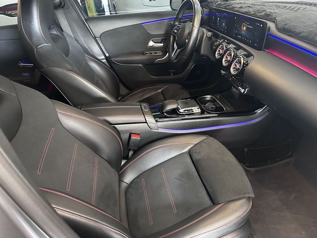M-BENZ賓士 A250  第6張相片