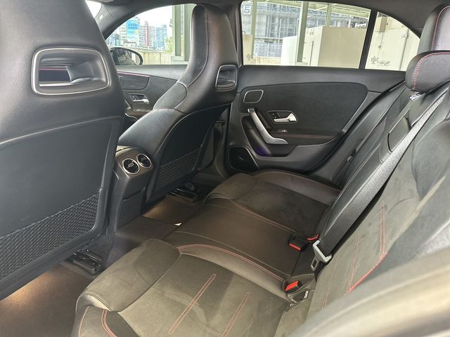 M-BENZ賓士 A250  第7張相片