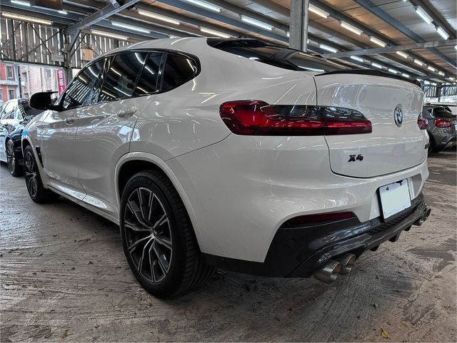 BMW寶馬 X4 XDRIVE30I  第4張相片