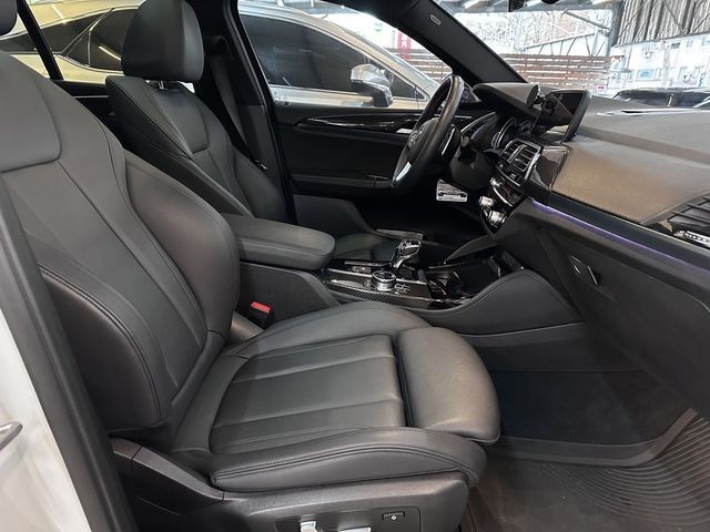 BMW寶馬 X4 XDRIVE30I  第7張相片