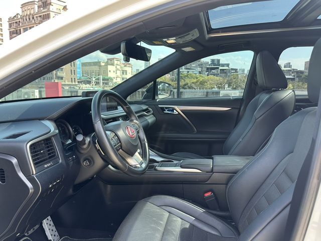 LEXUS凌志 RX300  第9張相片