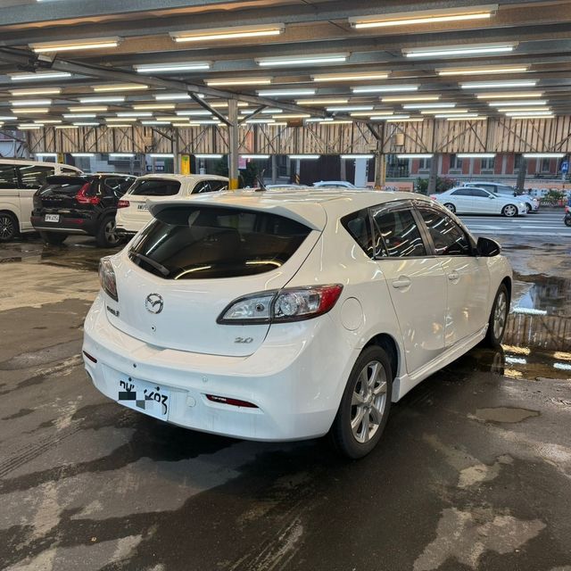 MAZDA馬自達 MAZDA 3  第7張相片