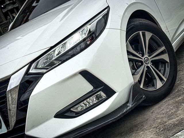 NISSAN日產 SENTRA  第3張相片