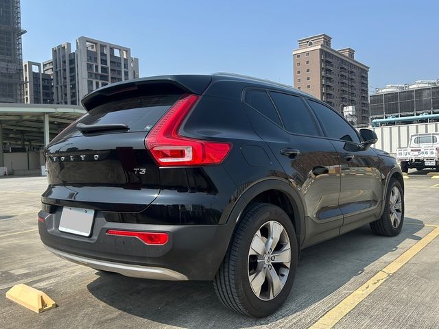 VOLVO富豪 XC40  第5張相片