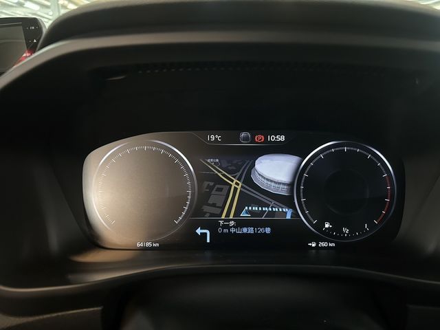 VOLVO富豪 XC40  第13張相片