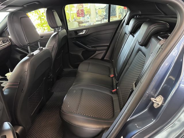 FORD福特 FOCUS ST  第6張相片