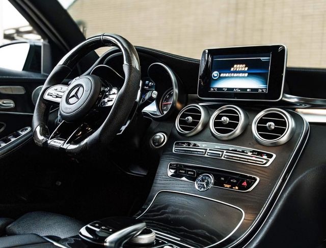 M-BENZ賓士 C300  第5張相片