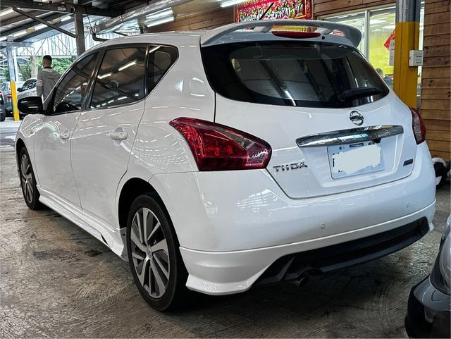 NISSAN日產 TIIDA  第3張相片
