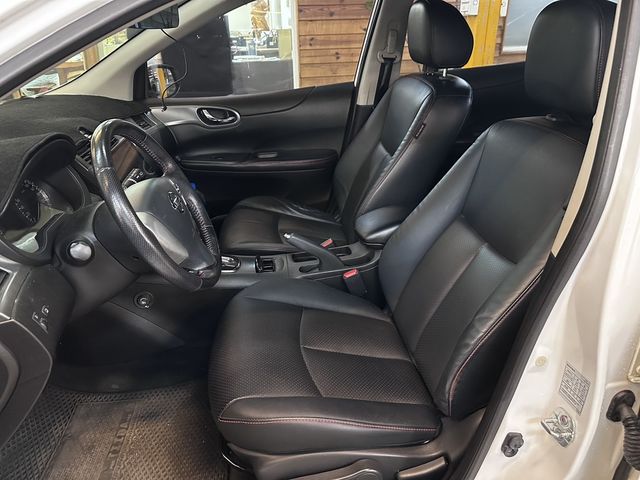 NISSAN日產 TIIDA  第5張相片