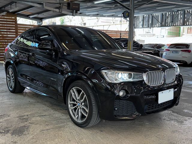BMW寶馬 X4 XDRIVE28I  第2張相片
