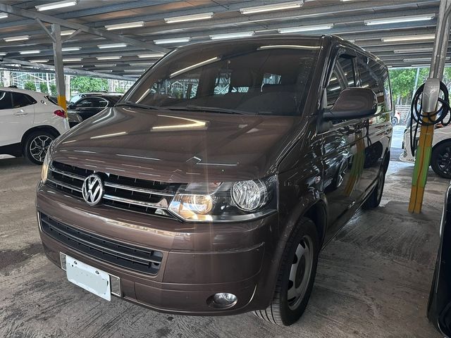 VOLKSWAGEN福斯 T5 CARAVELLE  第2張相片