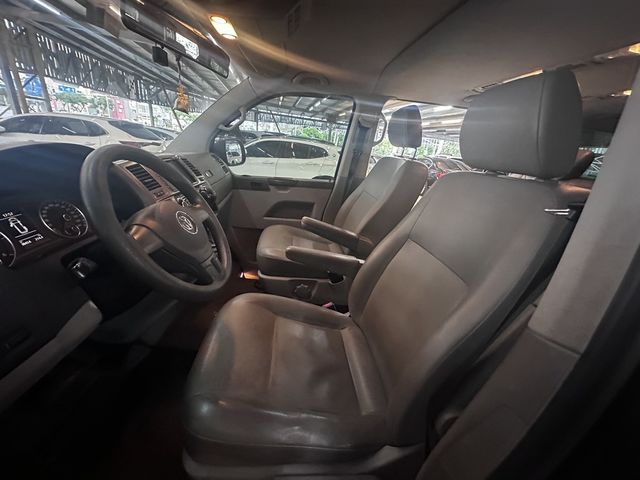 VOLKSWAGEN福斯 T5 CARAVELLE  第5張相片