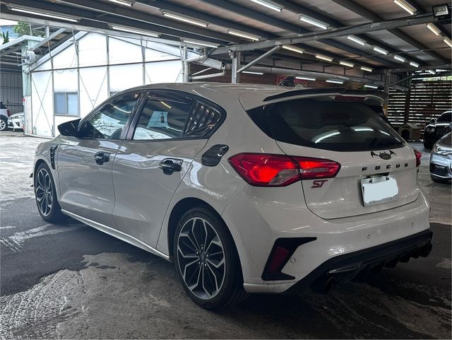 FORD福特 FOCUS ST  第4張相片