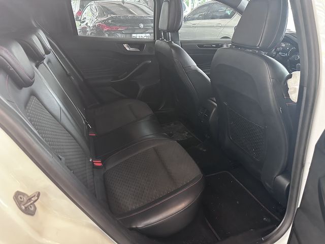 FORD福特 FOCUS ST  第7張相片