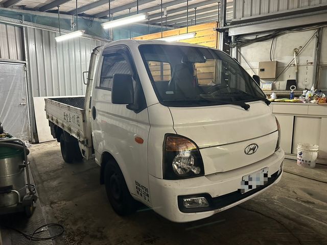 HYUNDAI現代 PORTER  第2張相片
