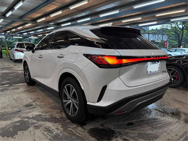 LEXUS凌志 RX350H  第3張相片