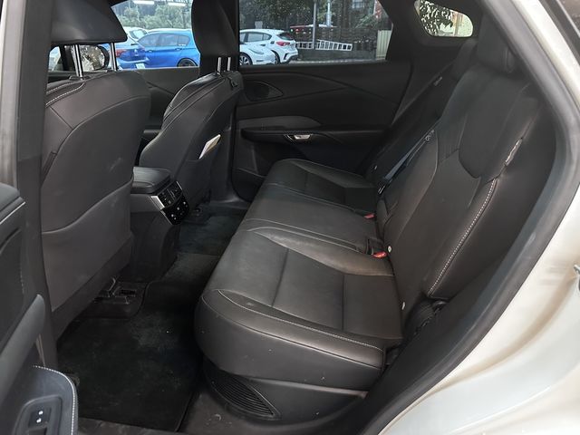 LEXUS凌志 RX350H  第6張相片