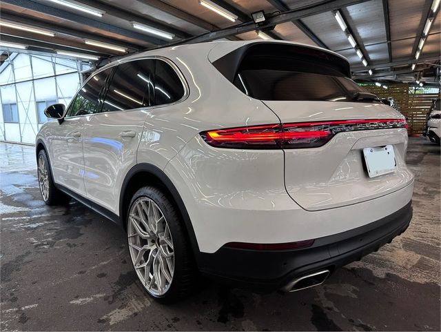 PORSCHE保時捷 CAYENNE  第4張相片