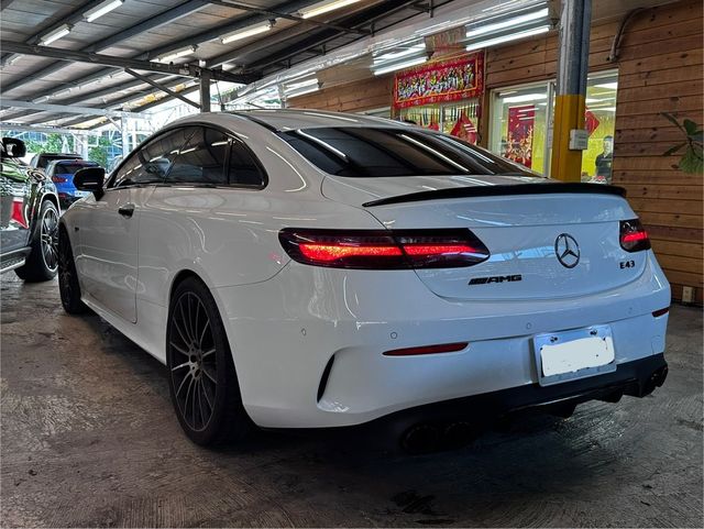 M-BENZ賓士 E400  第4張相片