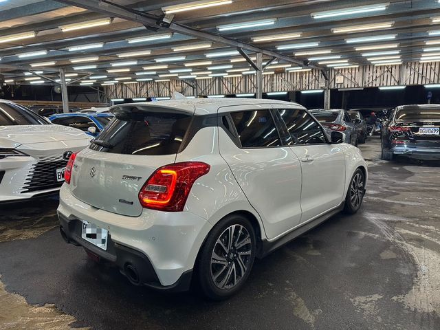 SUZUKI鈴木 SWIFT  第3張相片
