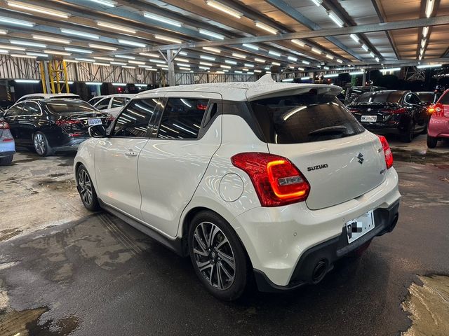 SUZUKI鈴木 SWIFT  第4張相片