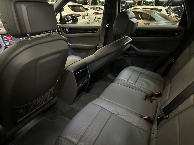 PORSCHE保時捷 CAYENNE  第6張相片