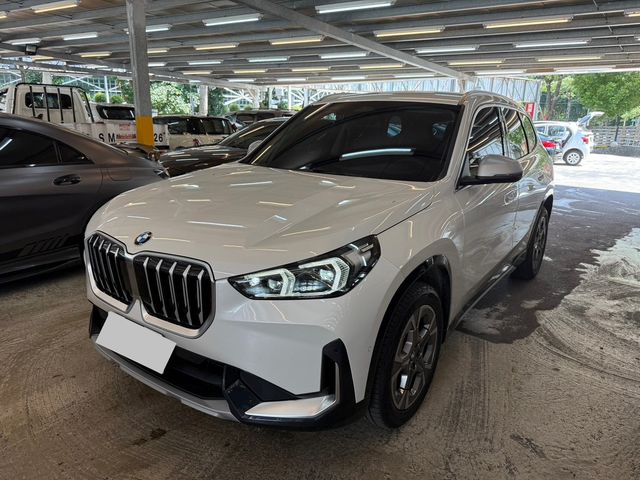 BMW寶馬 X1  第1張相片