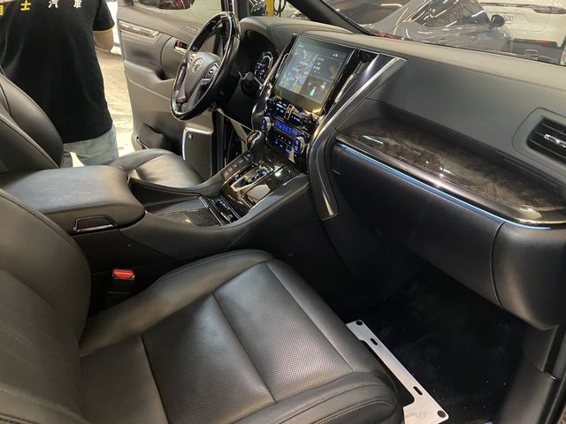 TOYOTA豐田 ALPHARD  第6張相片