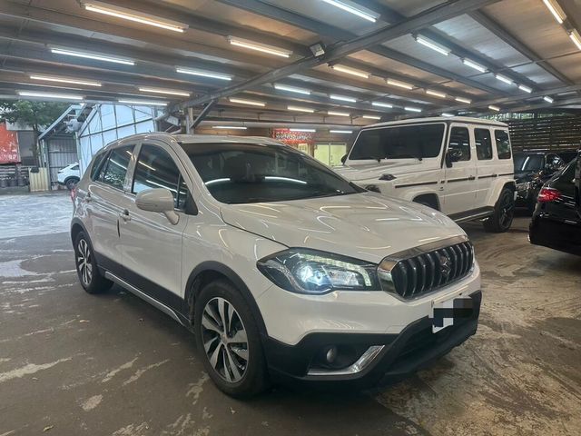 SUZUKI鈴木 SX4  第1張相片