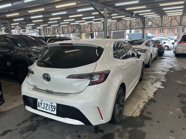 TOYOTA豐田 AURIS  第3張相片