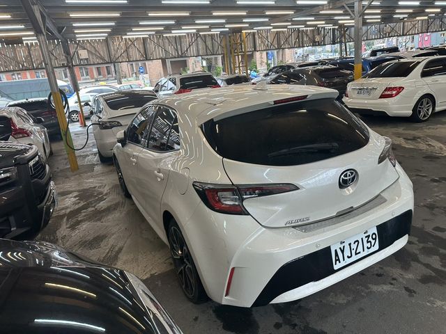 TOYOTA豐田 AURIS  第4張相片
