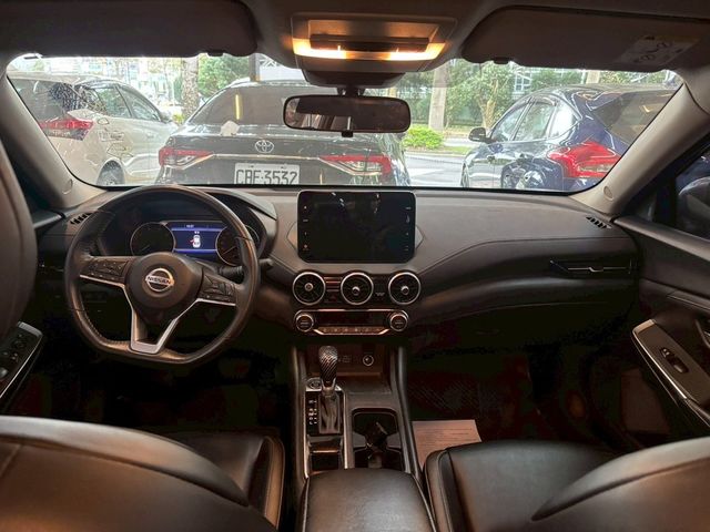 NISSAN日產 SENTRA  第5張相片