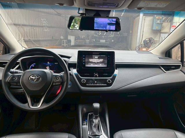 TOYOTA豐田 ALTIS  第5張相片