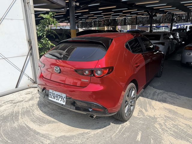 MAZDA馬自達 MAZDA 3  第3張相片