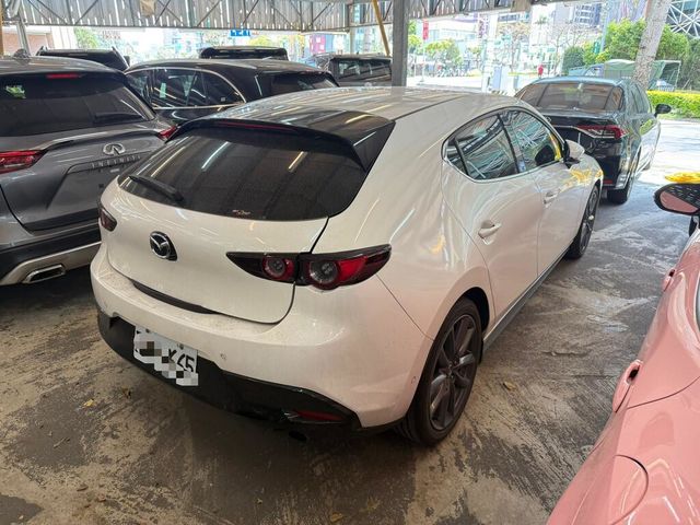 MAZDA馬自達 MAZDA 3  第4張相片
