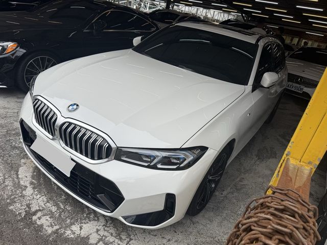 BMW寶馬 320I TOURING  第2張相片