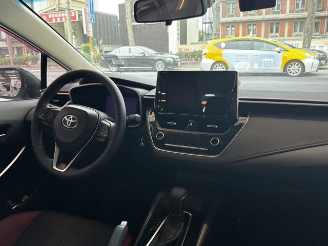 TOYOTA豐田 ALTIS  第5張相片