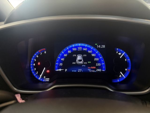 TOYOTA豐田 COROLLA SPORT  第7張相片