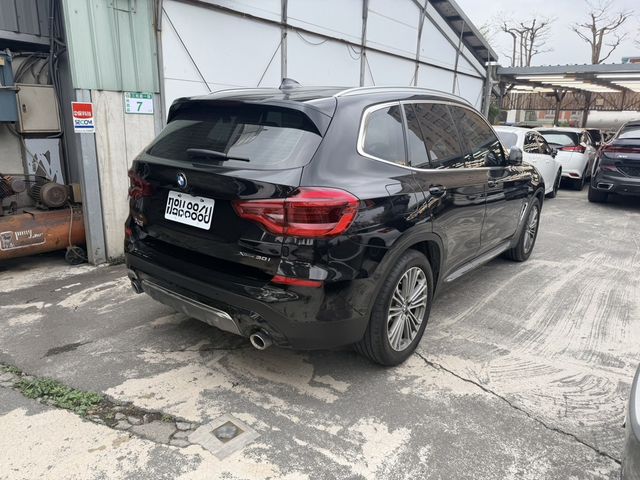 BMW寶馬 X3  第3張相片