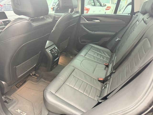 BMW寶馬 X3  第6張相片