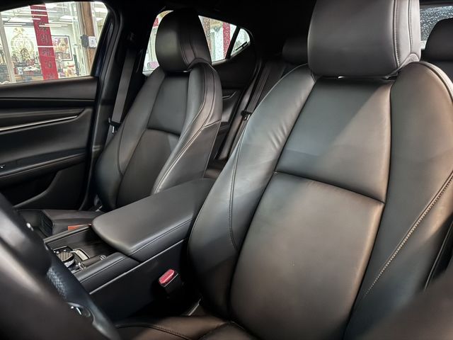 MAZDA馬自達 MAZDA 3  第6張相片