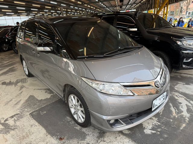 TOYOTA豐田 PREVIA  第2張相片