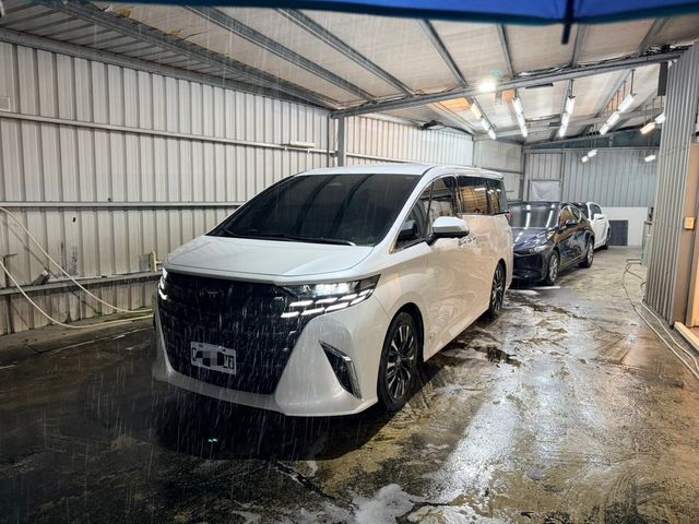 TOYOTA豐田 ALPHARD  第1張相片