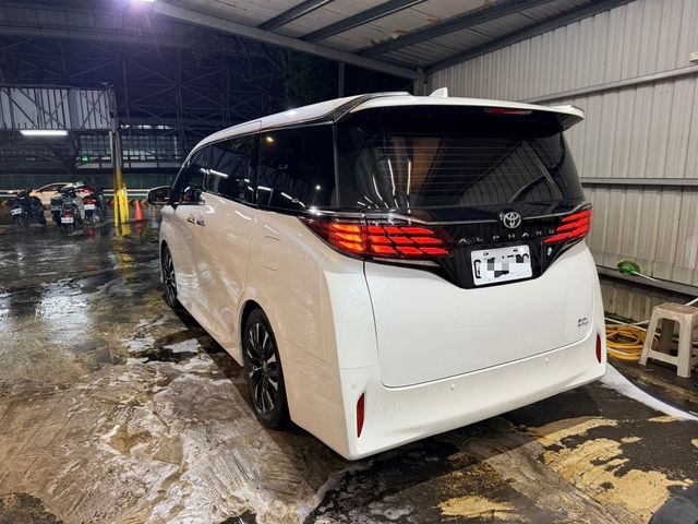 TOYOTA豐田 ALPHARD  第3張相片