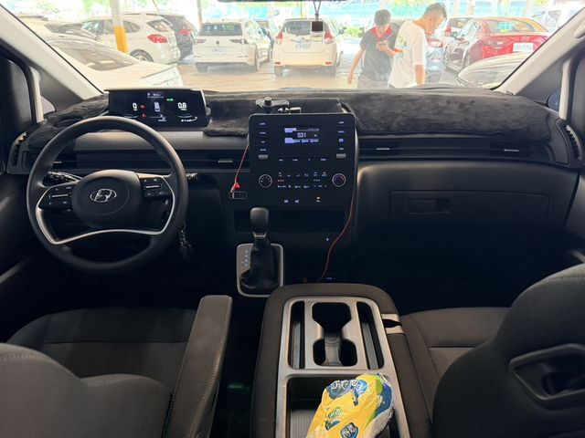 HYUNDAI現代 STARIA  第8張相片