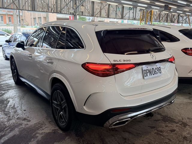 M-BENZ賓士 GLC300  第3張相片